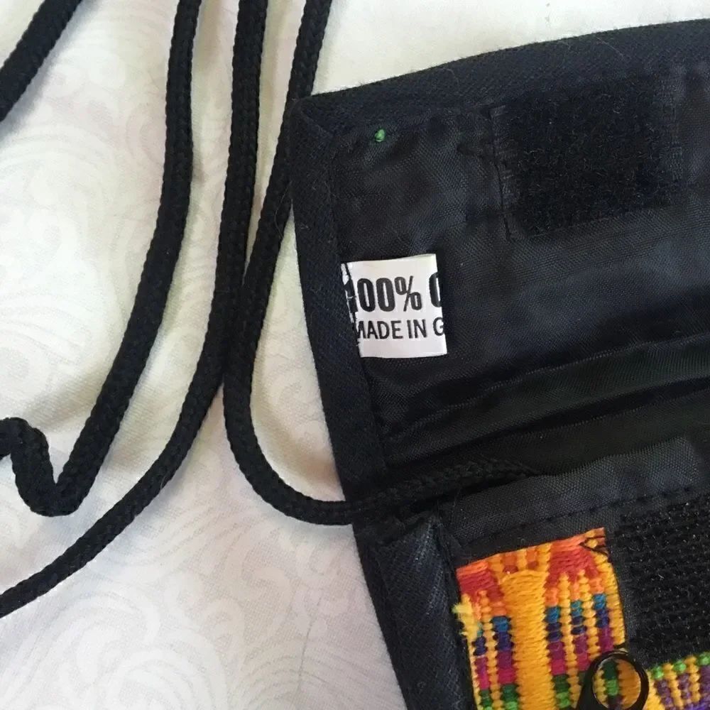NWOT. Guatemalan Woven Case - Picture 4 of 5